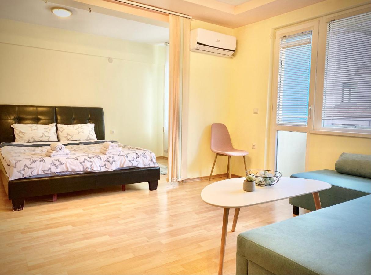 Sunny Central Apartment With Tv & Wi-Fi Stara Zagora Bagian luar foto